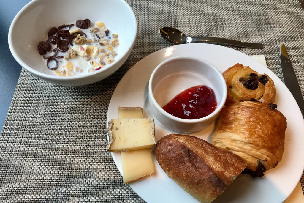 Breakfast at Hotel de l'Arve